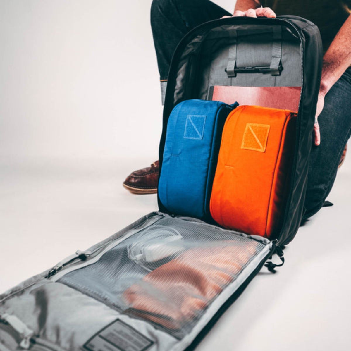 Evergoods Civic Panel Loader 24L in Solution Dyed Black