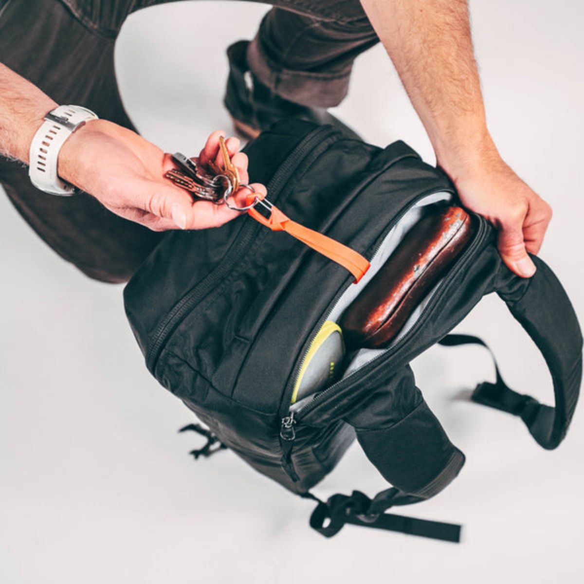 Evergoods Civic Panel Loader 24L in Solution Dyed Black