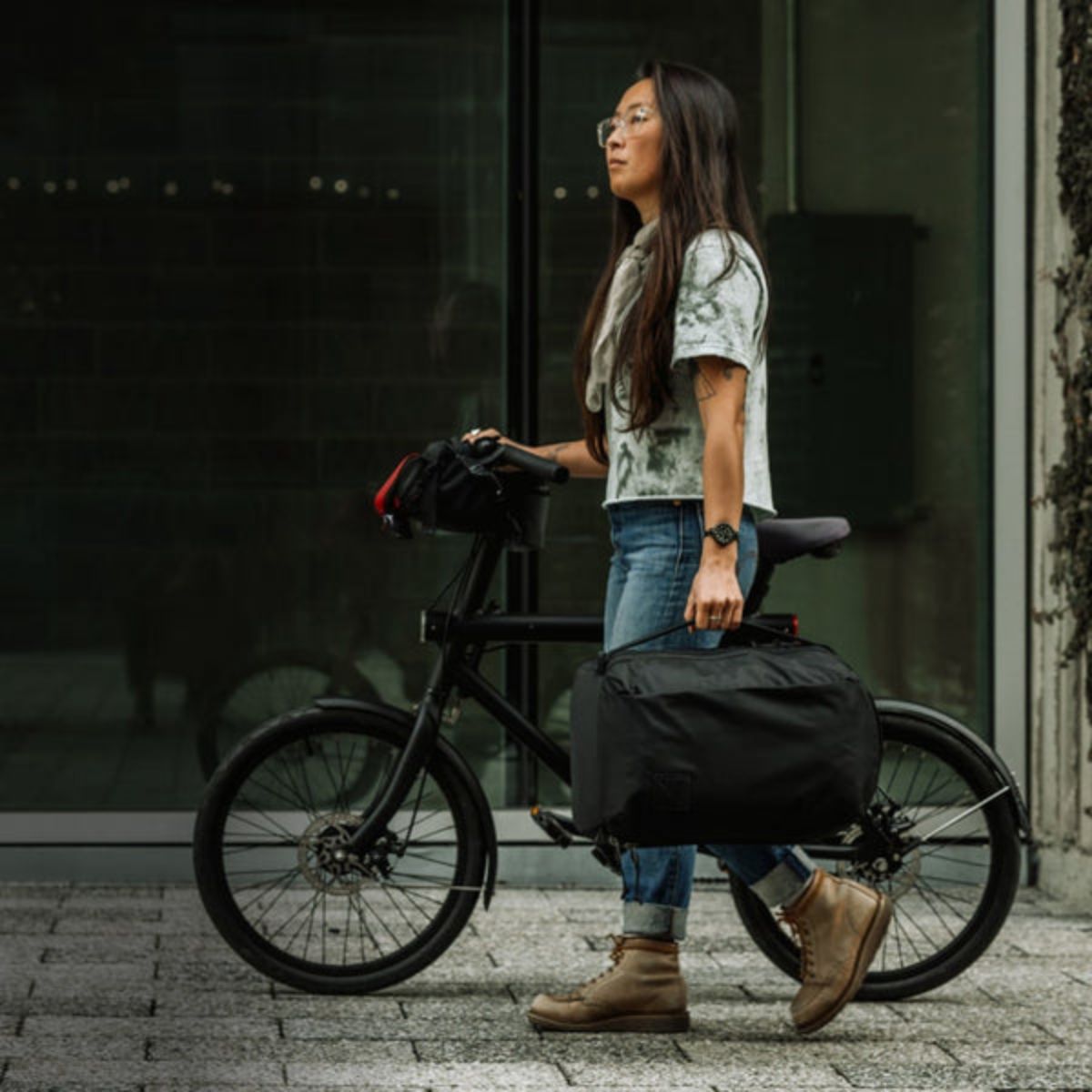 Evergoods Civic Panel Loader 16L in Solution Dyed Black