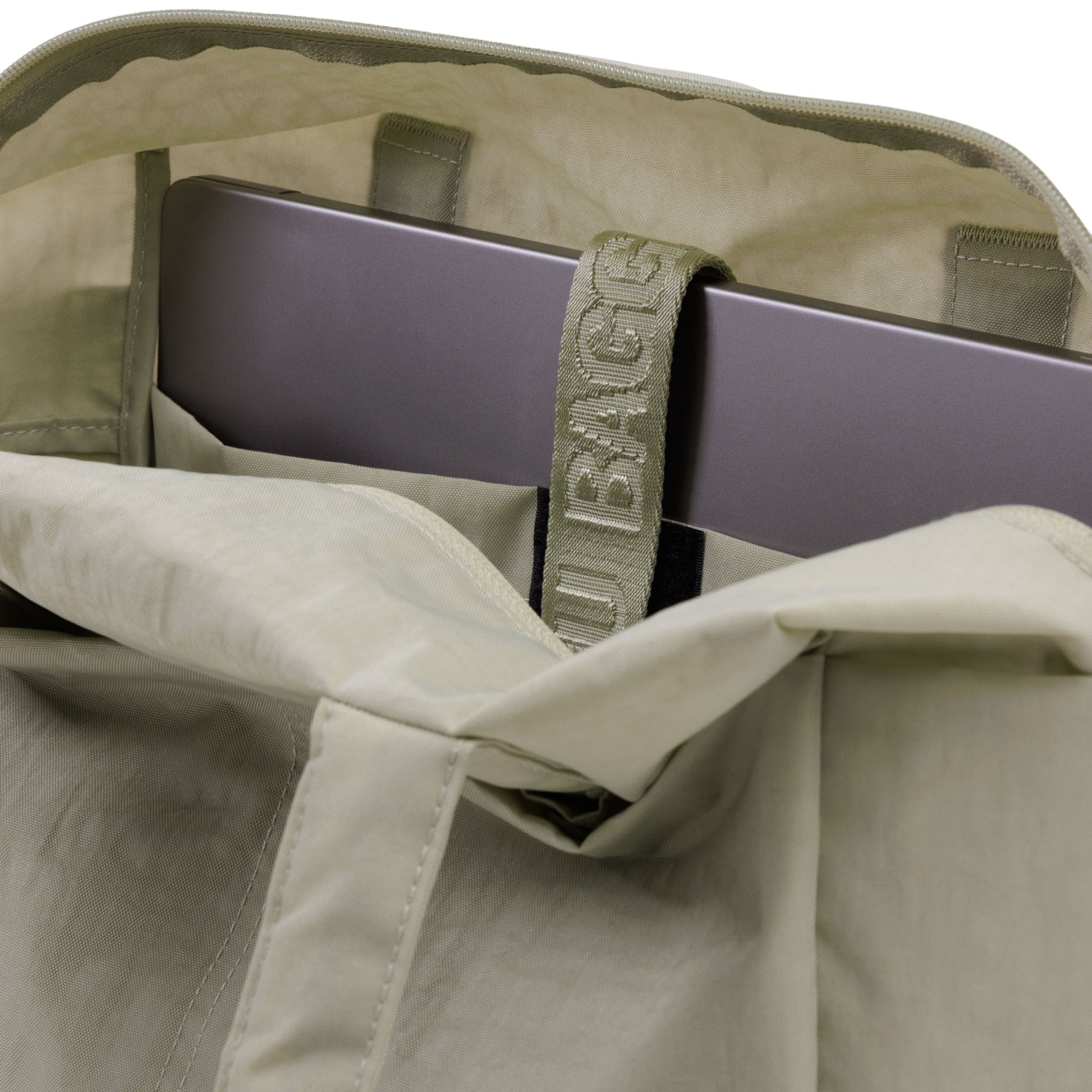 Baggu Everyday Cloud Bag in Celadon