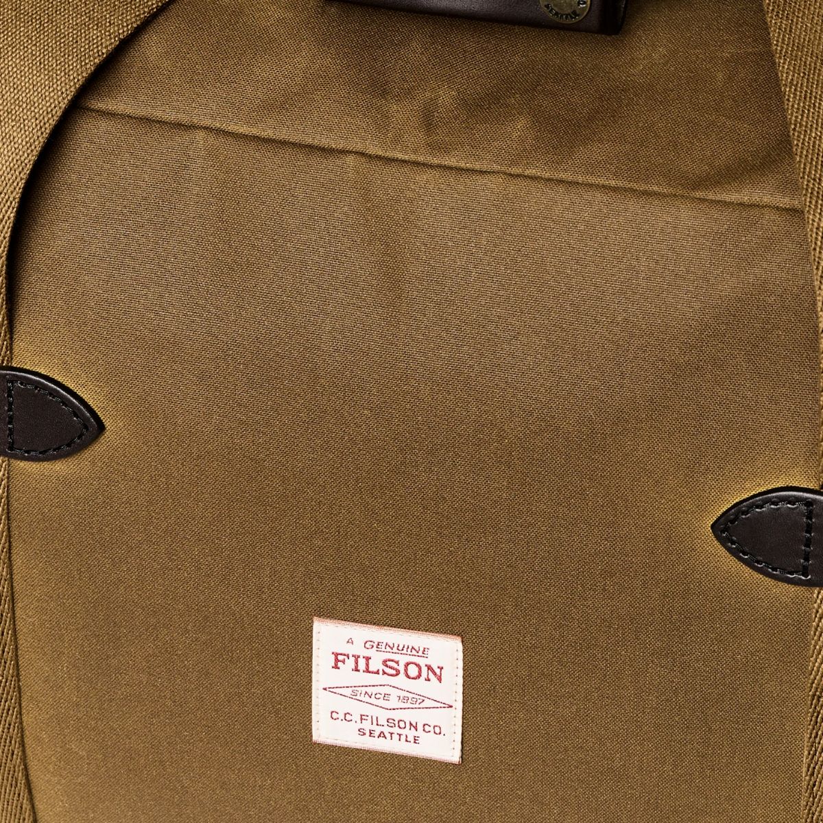 Filson Medium Tin Cloth Duffle Bag in Dark Tan
