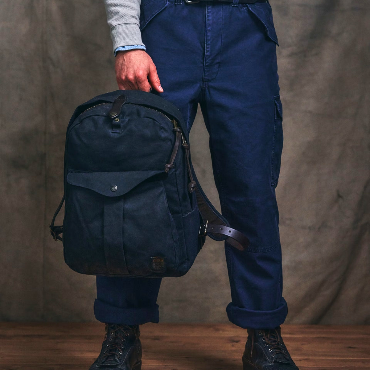 Filson Journeyman Backpack in Navy