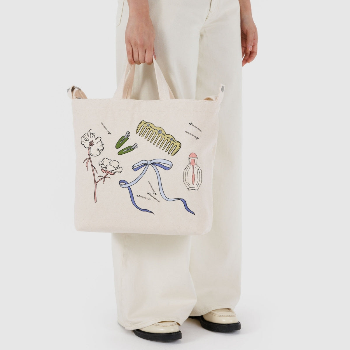 Baggu Horizontal Zip Duck Bag in Embroidered Get Ready With Me