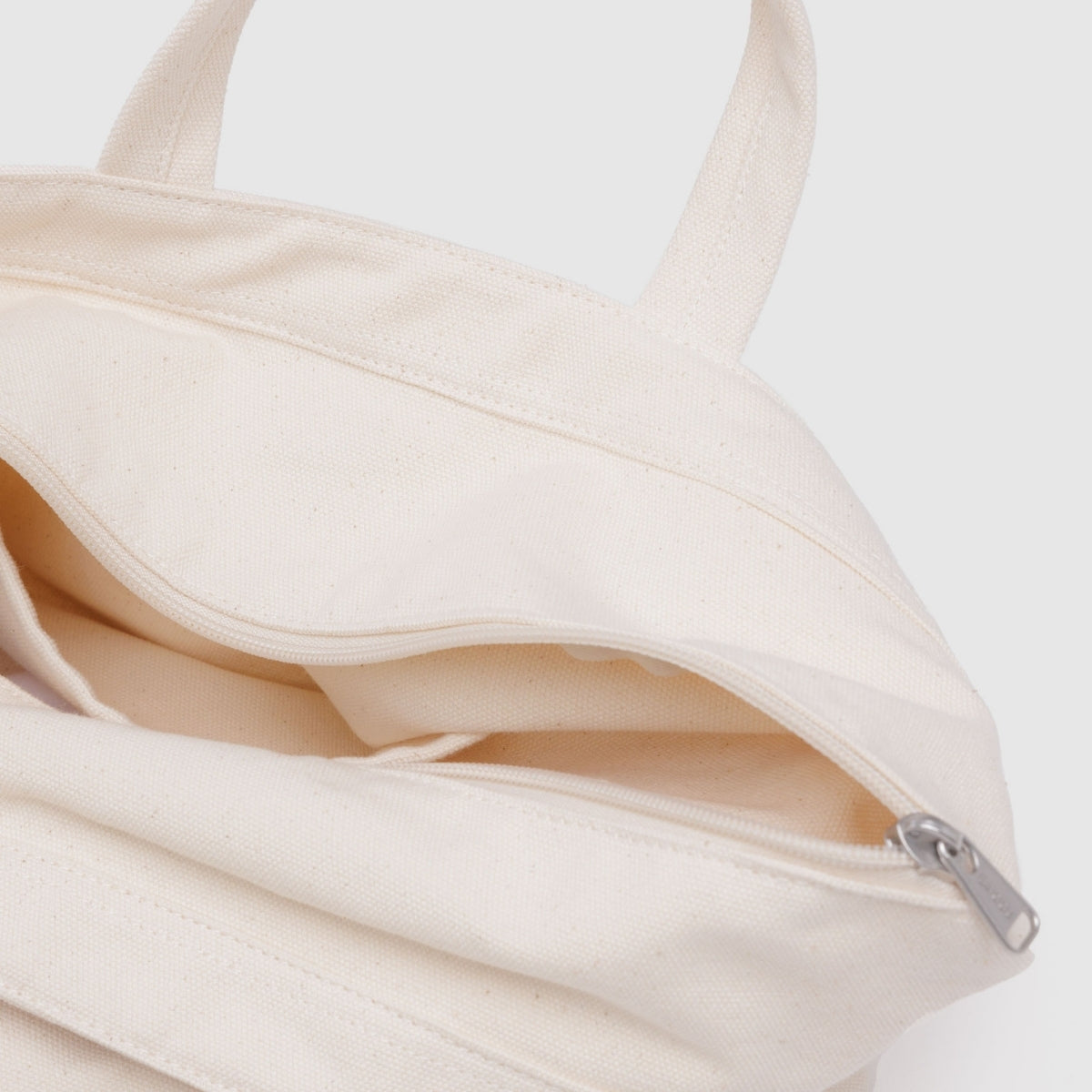 Baggu Horizontal Zip Duck Bag in Embroidered Get Ready With Me
