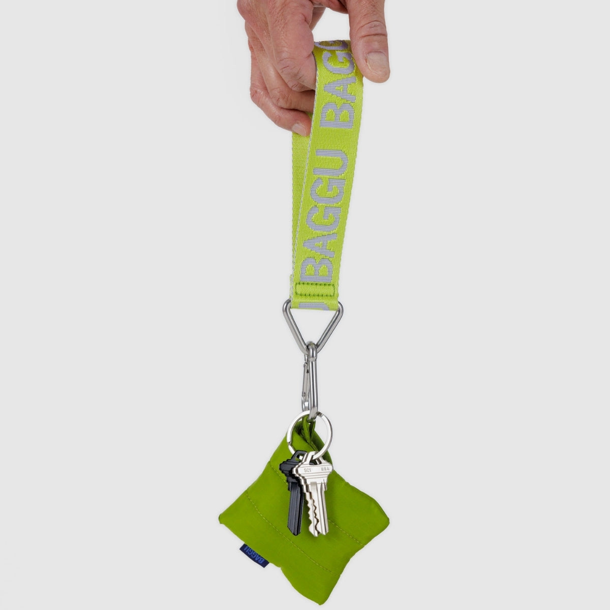 Baggu Logo Keychain in Citron