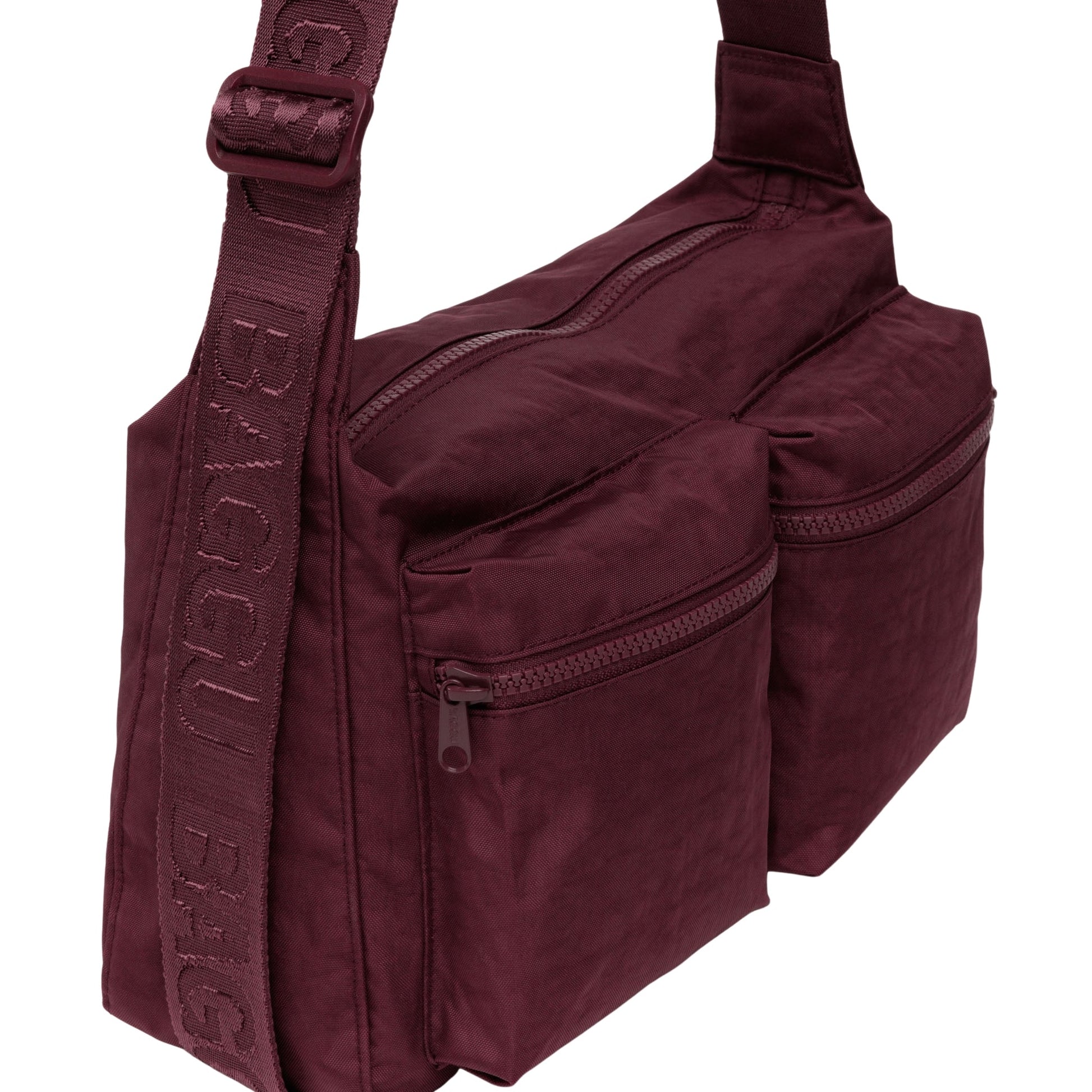 Baggu Medium Cargo Crossbody in Mahogany