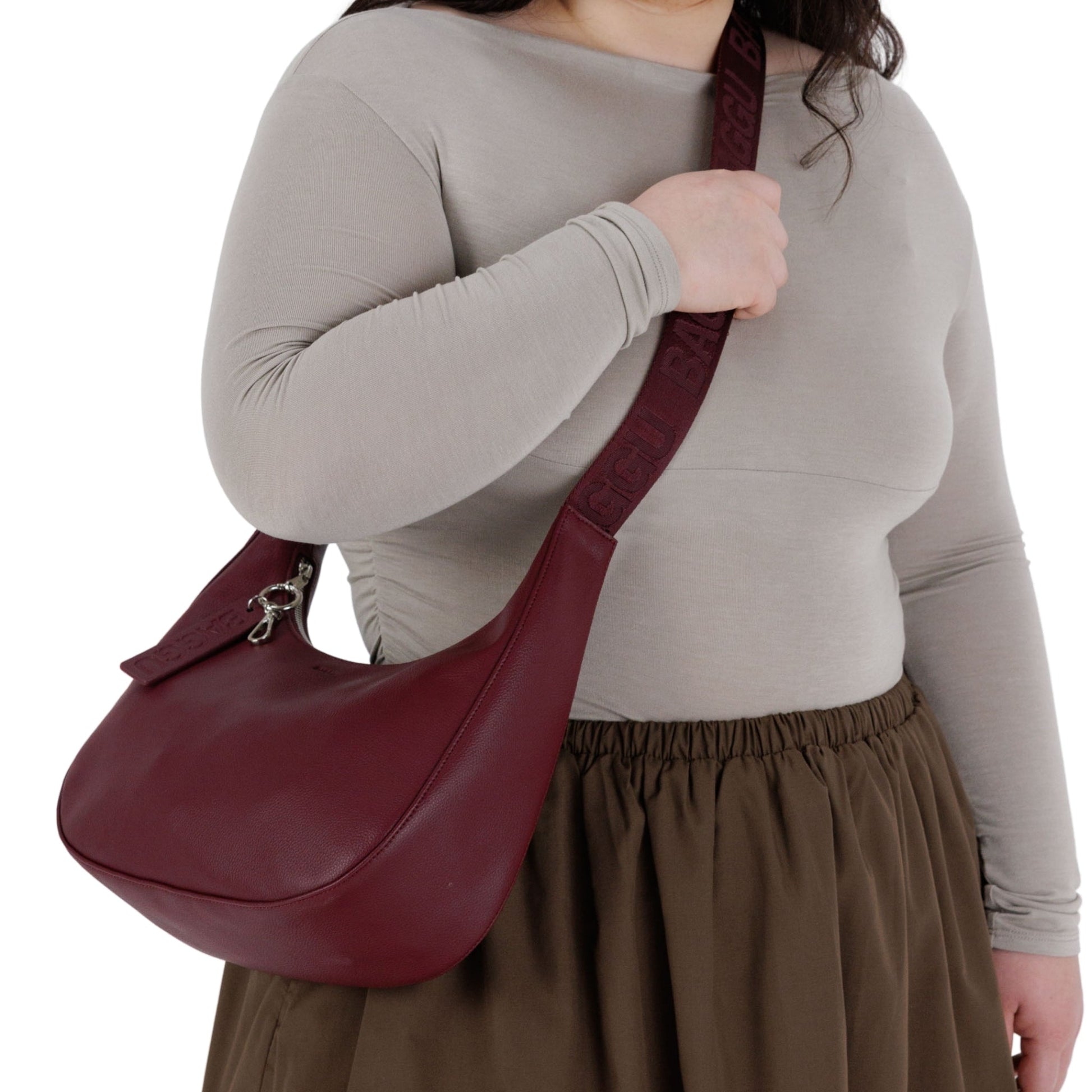 Baggu Medium Recycled Leather Crescent Bag in Mahogany