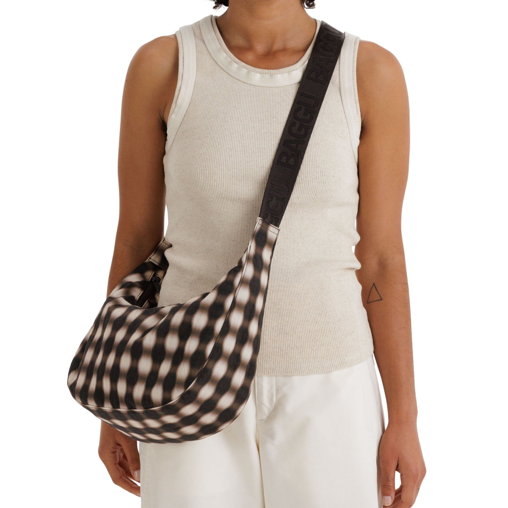 Baggu Medium Nylon Crescent Bag in Blurred Gingham Brown