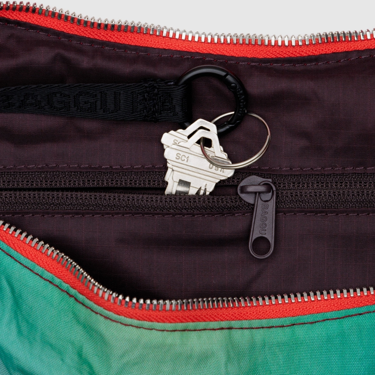 Baggu Medium Nylon Crescent Bag in Rain