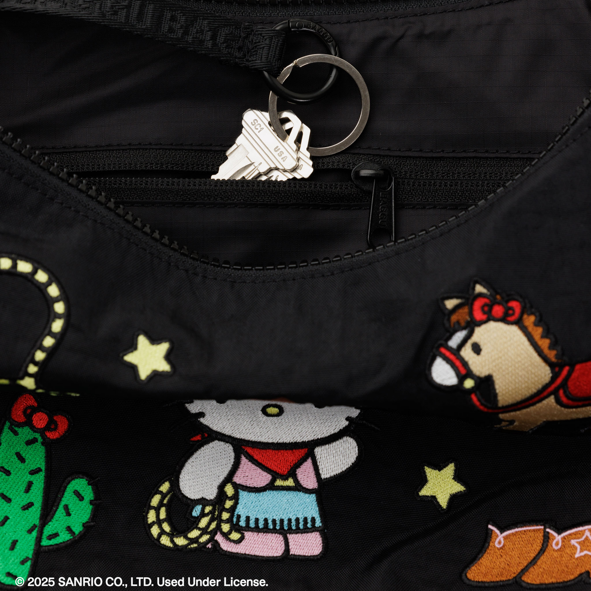 Baggu Medium Nylon Crescent Bag in Hello Kitty Western
