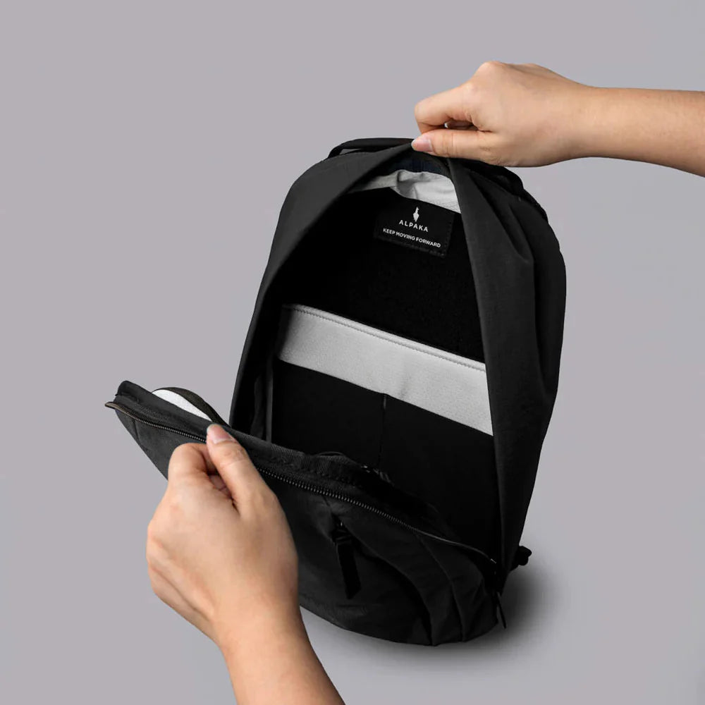 Alpaka Metro Backpack 12L in Black