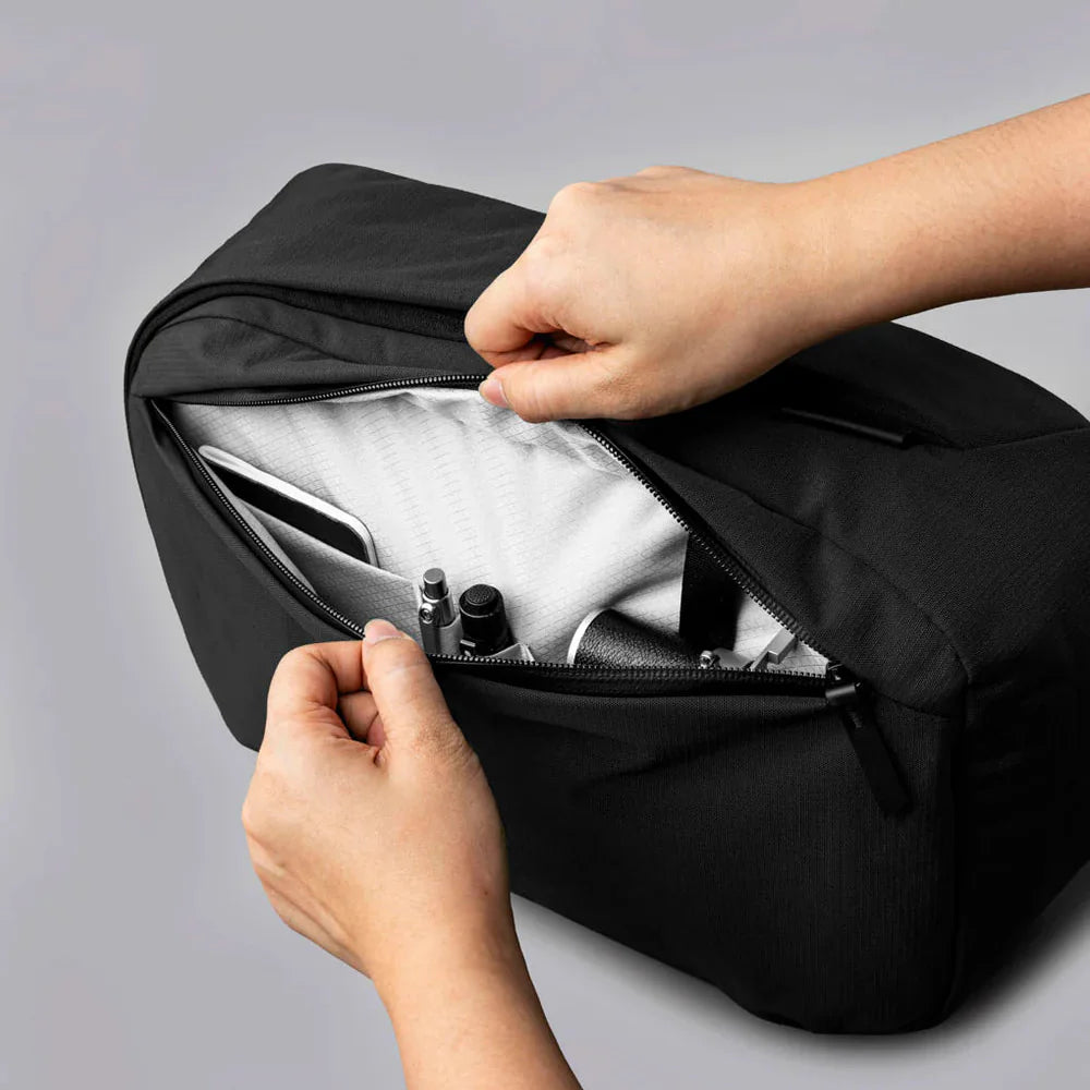 Alpaka Metro Backpack 12L in Black