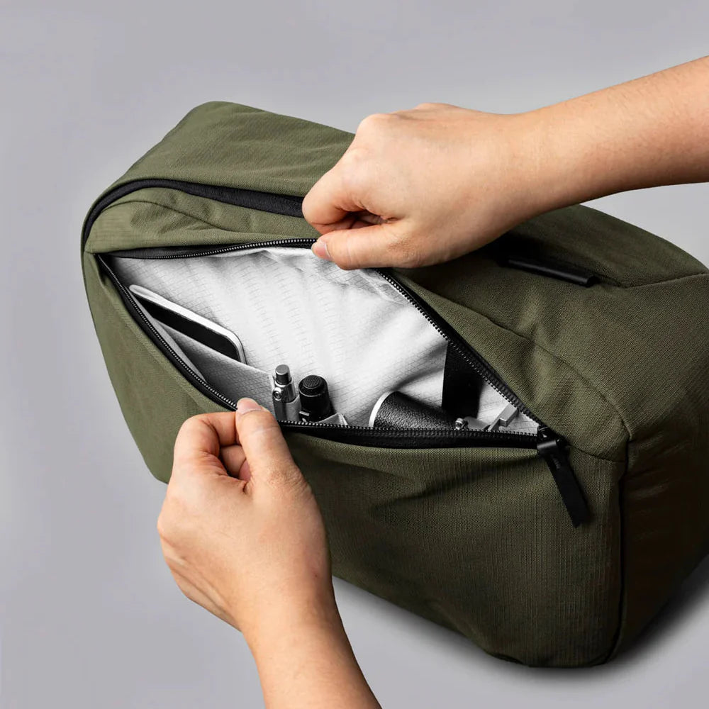 Alpaka Metro Backpack 12L in Green