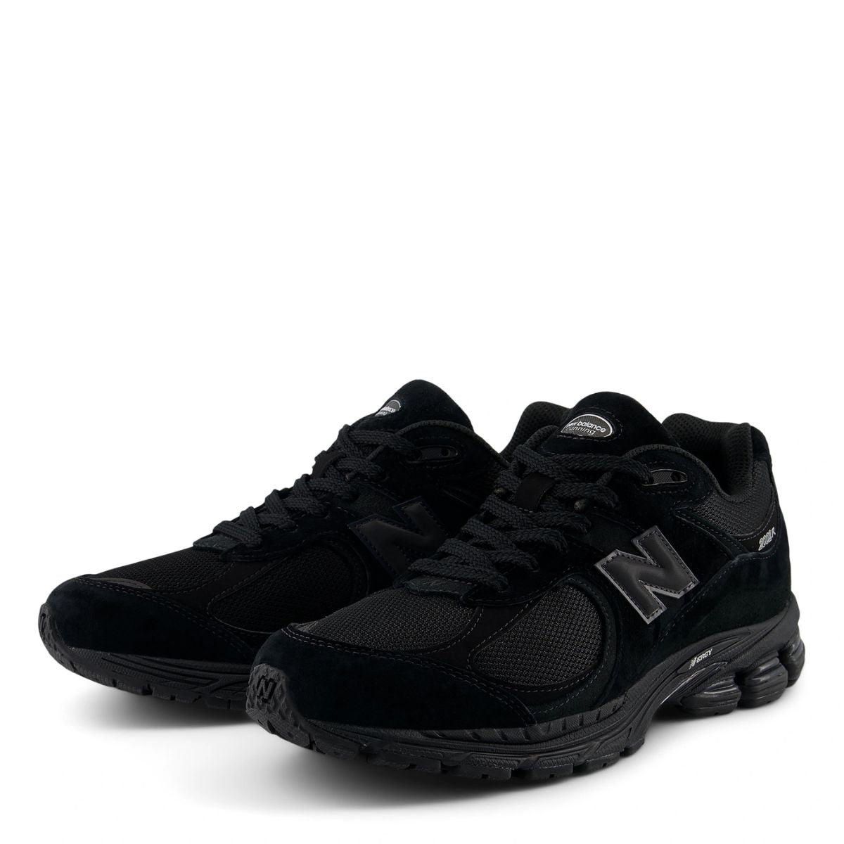 New Balance Men's 2002R in Black