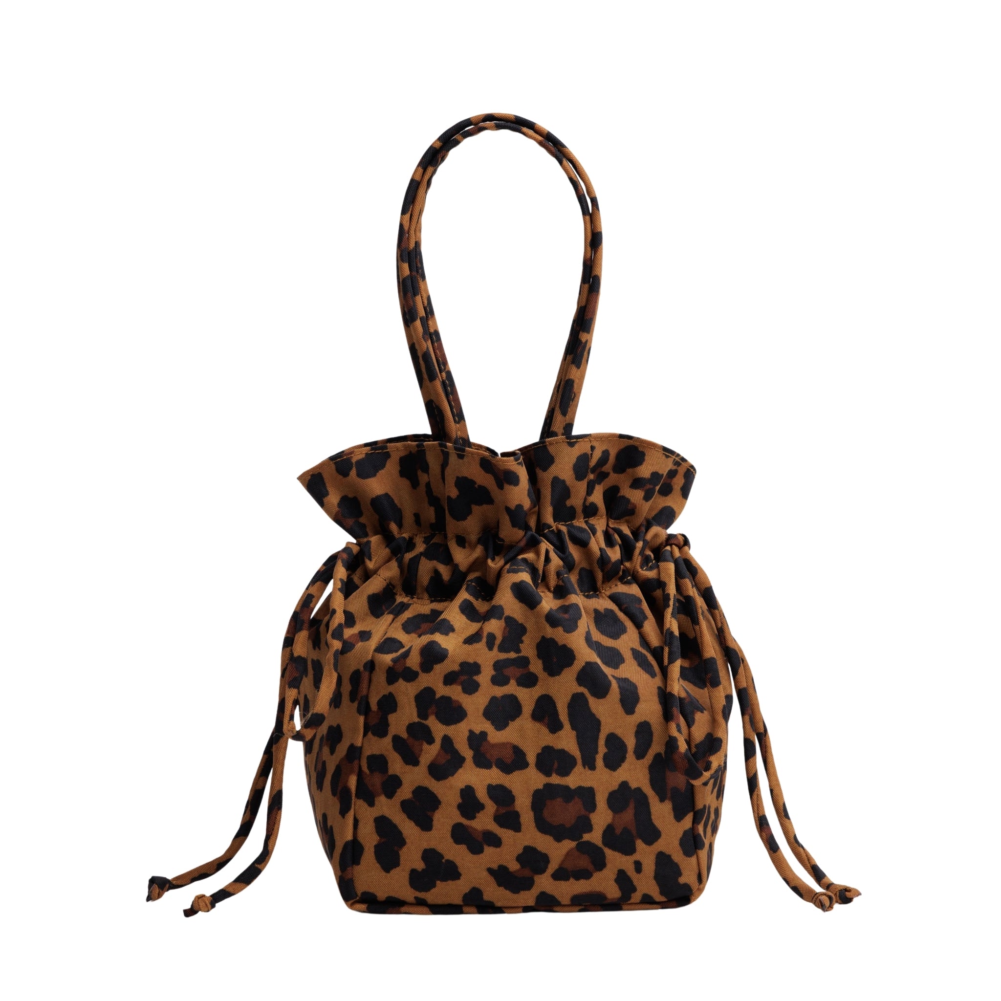 Baggu Nylon Drawstring Bag in Leopard