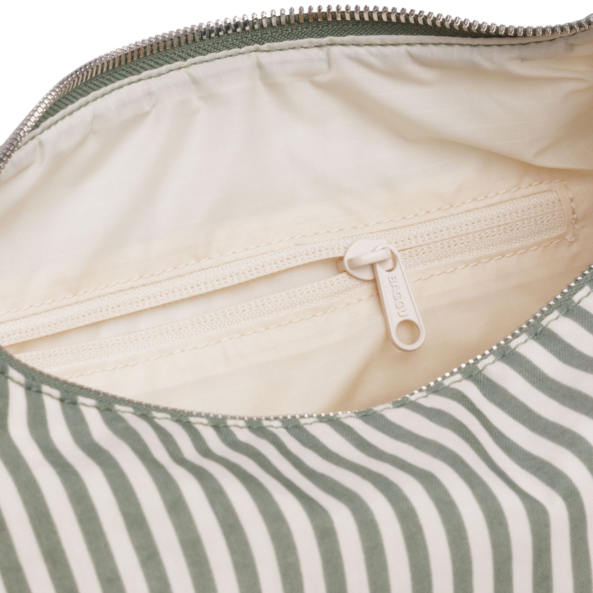 Baggu Nylon Meringue Bag in Sage Stripe