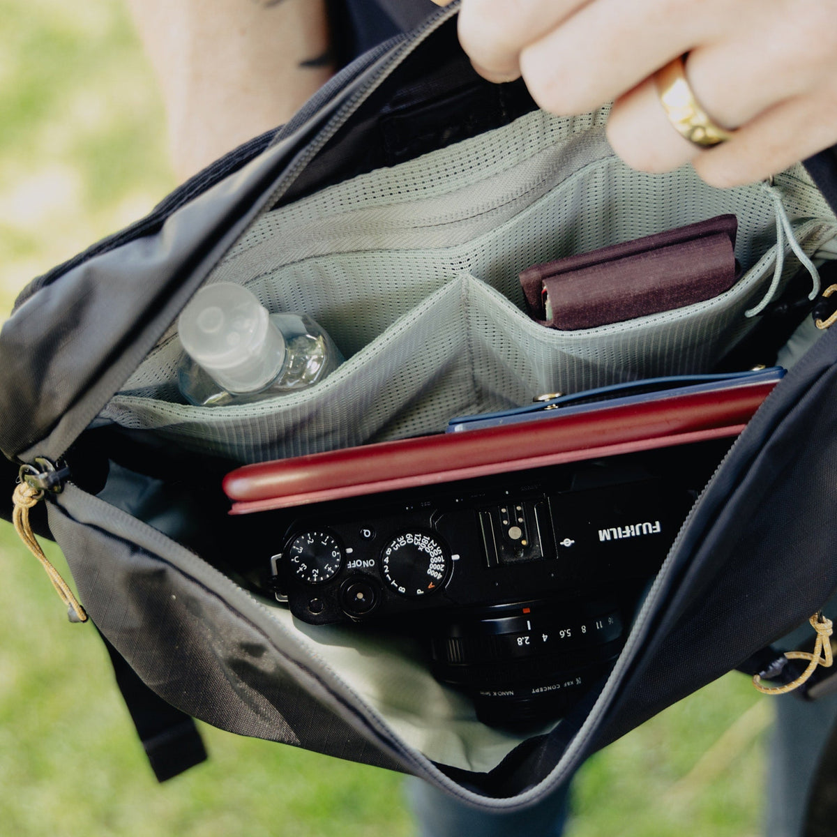 Peak Design Outdoor Sling 4L in Black