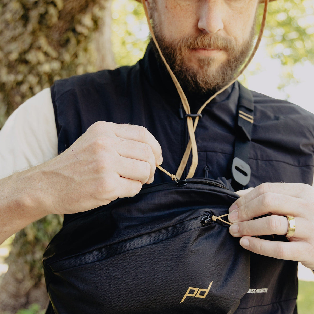 Peak Design Outdoor Sling 4L in Black