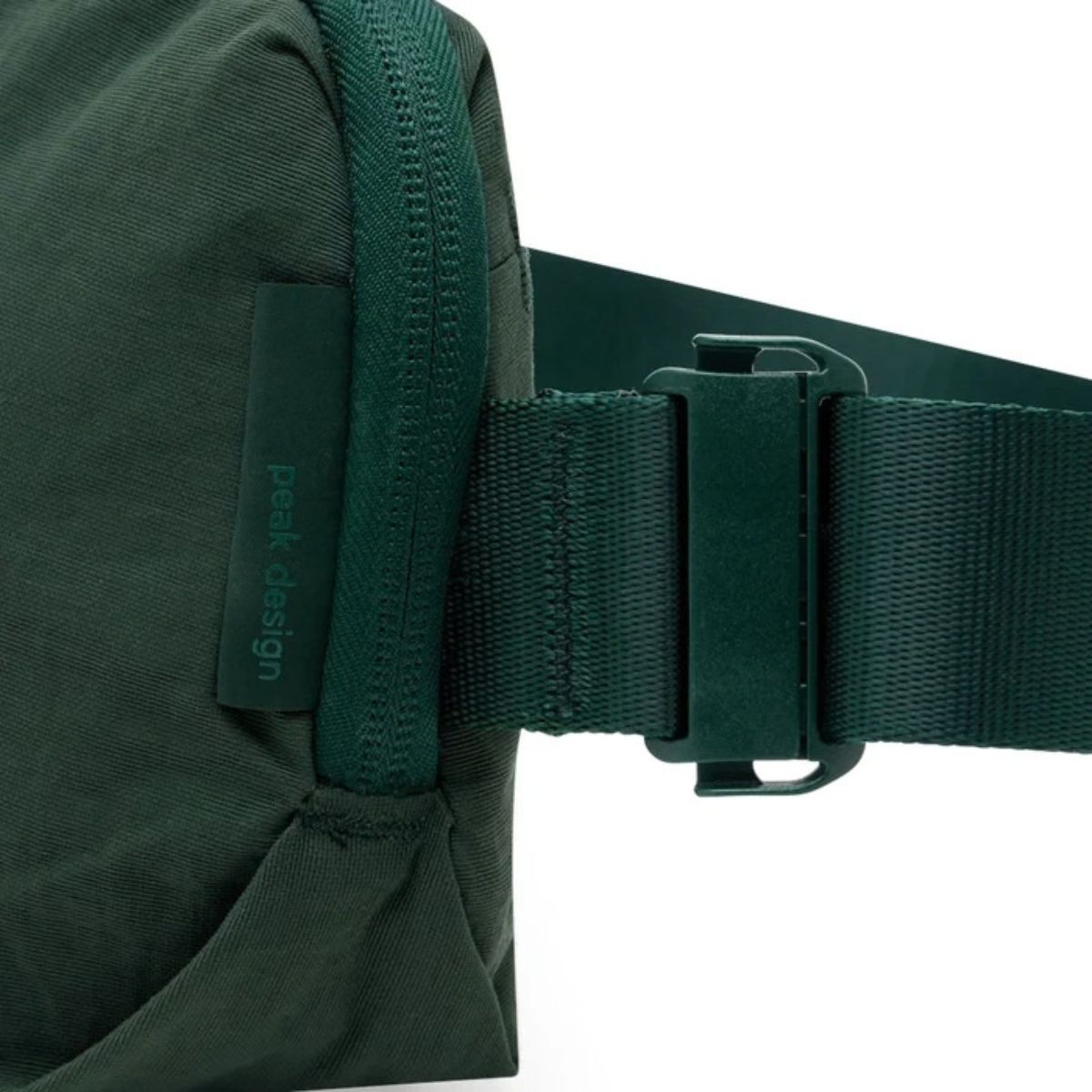 Peak Design City Sling 2L in Cypress