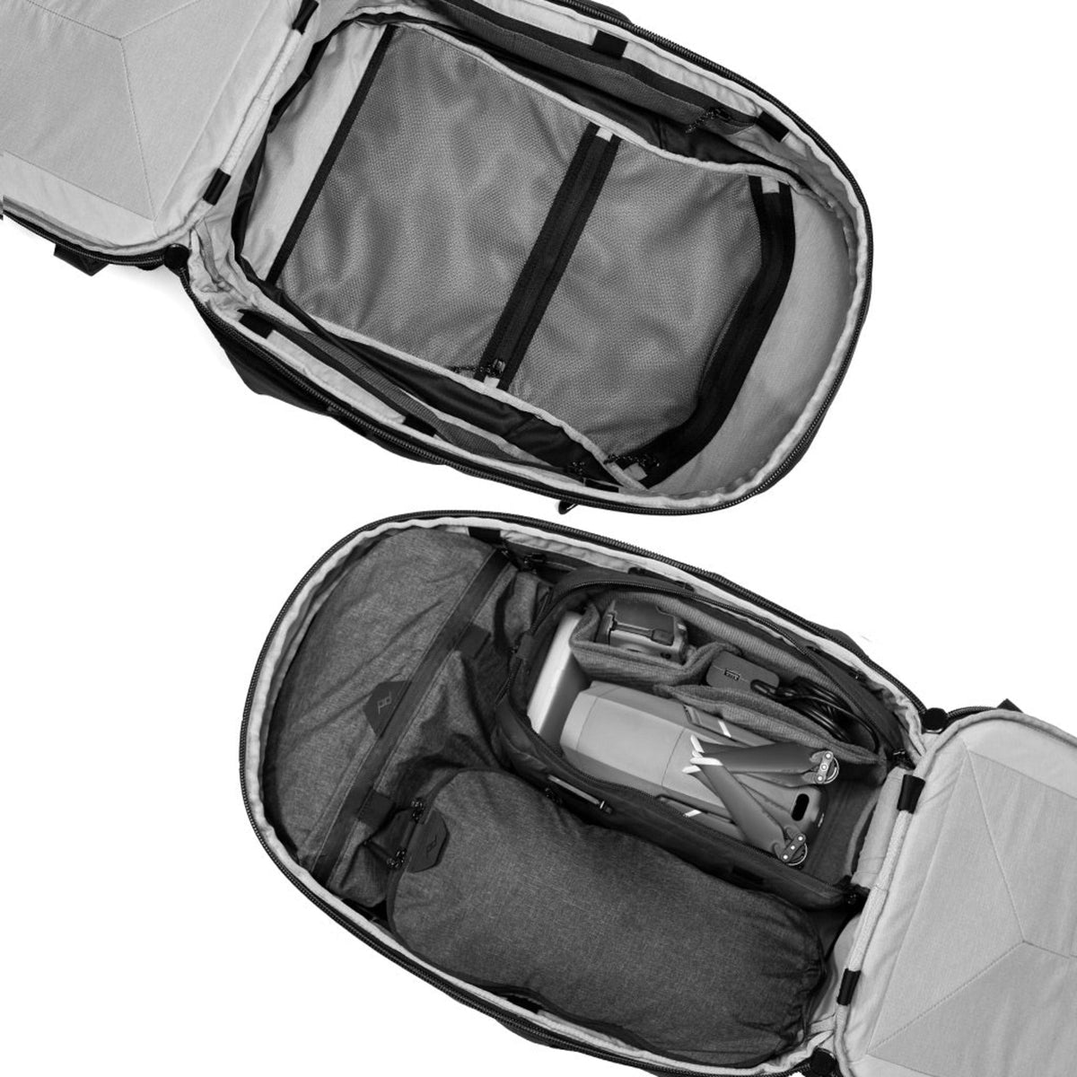 Peak Design Travel Backpack 30L in Black