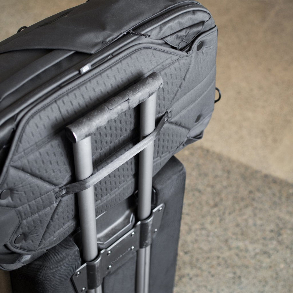 Peak Design Travel Backpack 45L in Black