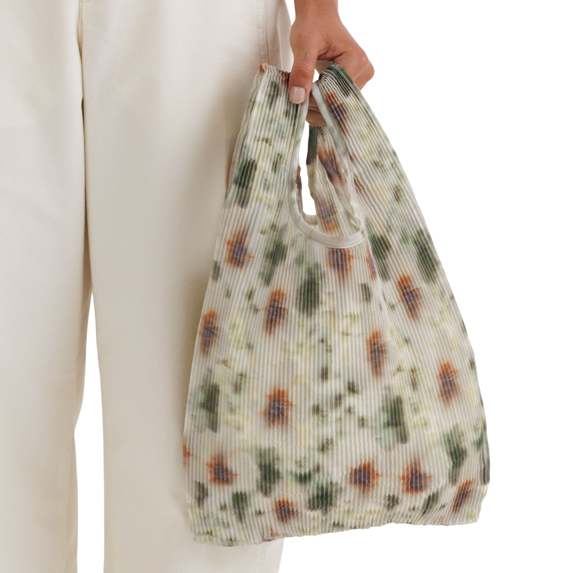 Baggu Pleated Baggu in Abstract Floral