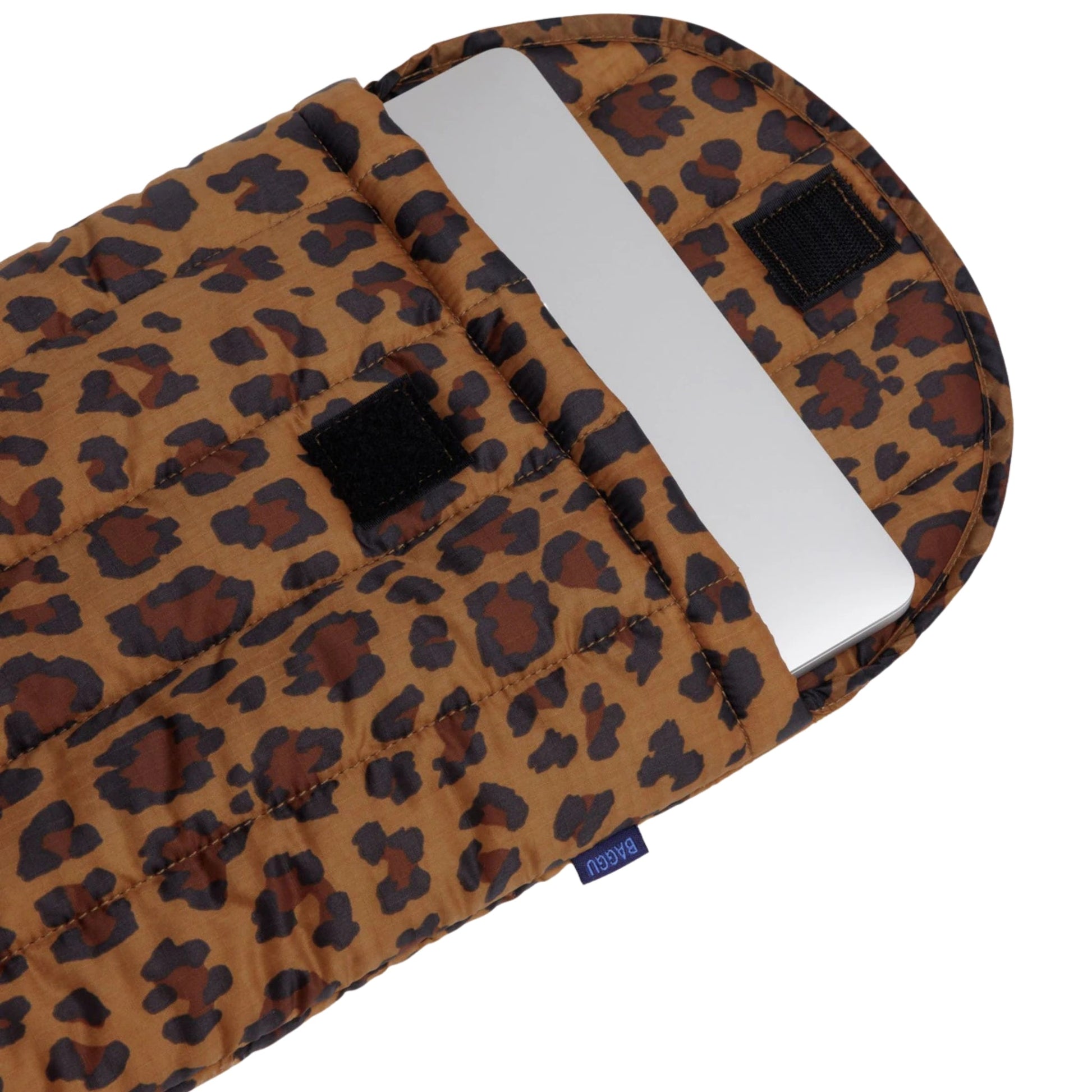 Baggu Puffy Laptop Sleeve 13"/14" in Leopard