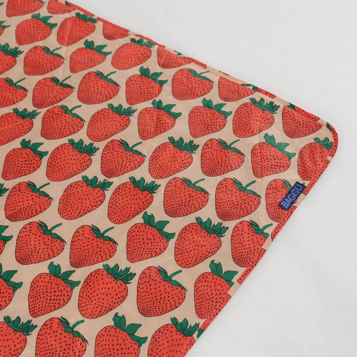 Baggu Puffy Picnic Blanket in Strawberry