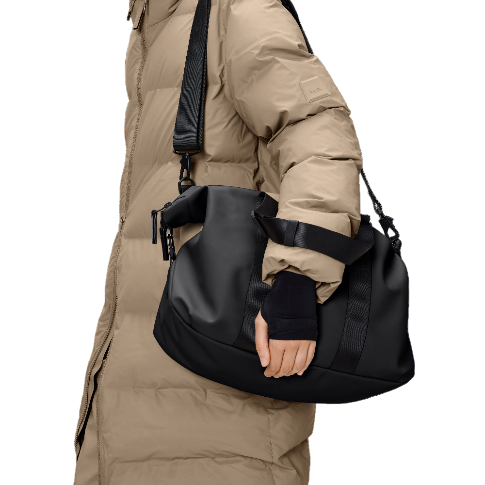 Rains Valera Weekend Bag Small in Black