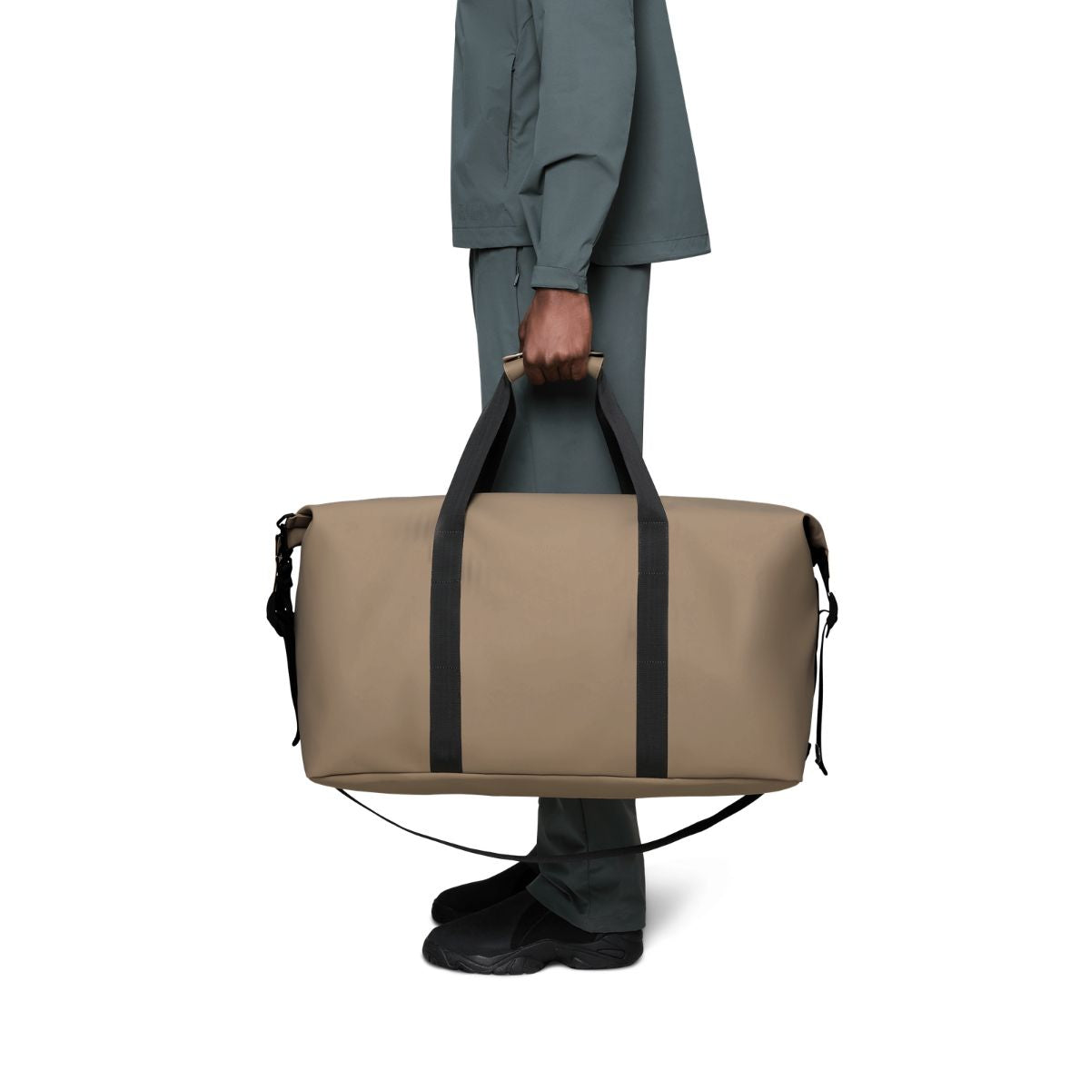 Rains Hilo Weekend Bag Large in Beige
