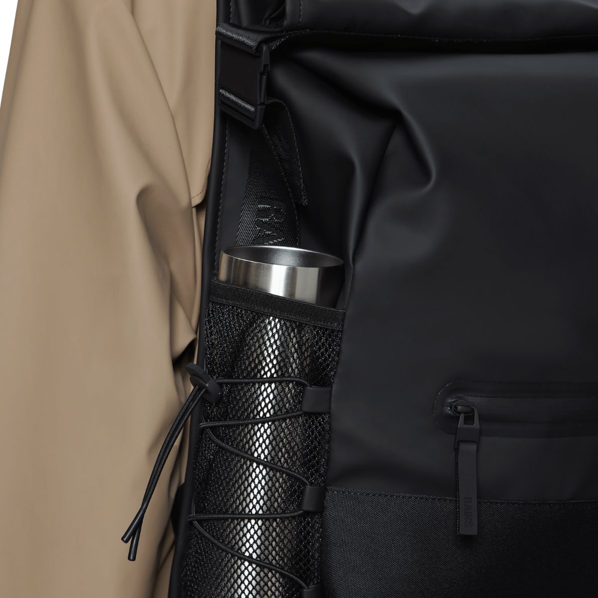 Rains Trail Mountaineer Rolltop in Black