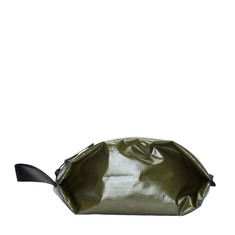 Rains Sibu Wash Bag in Marsh