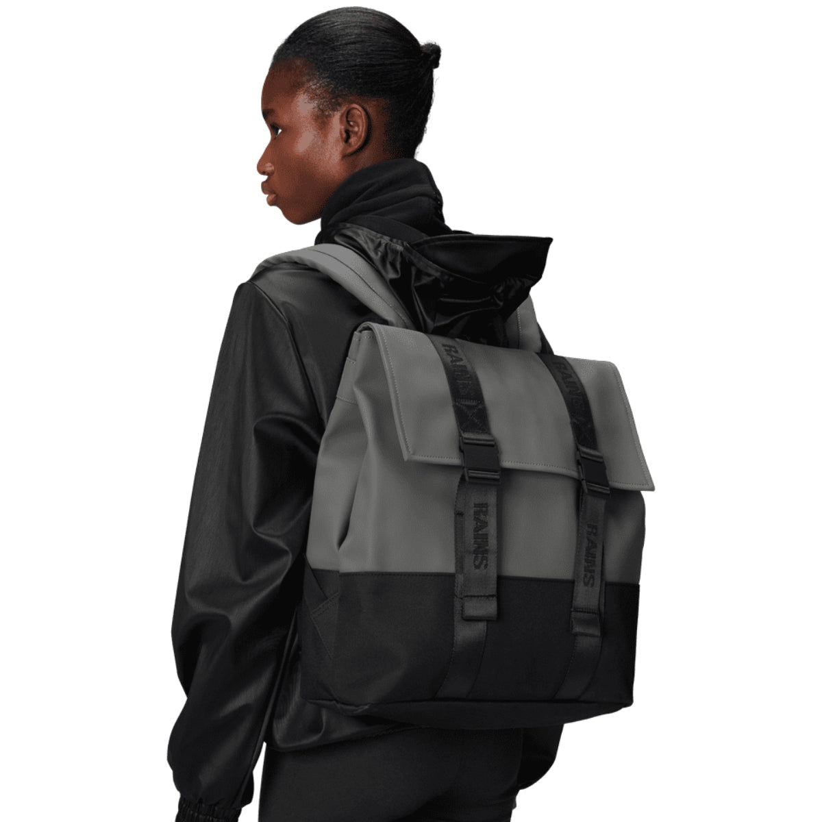 Rains Trail MSN Bag in Grey