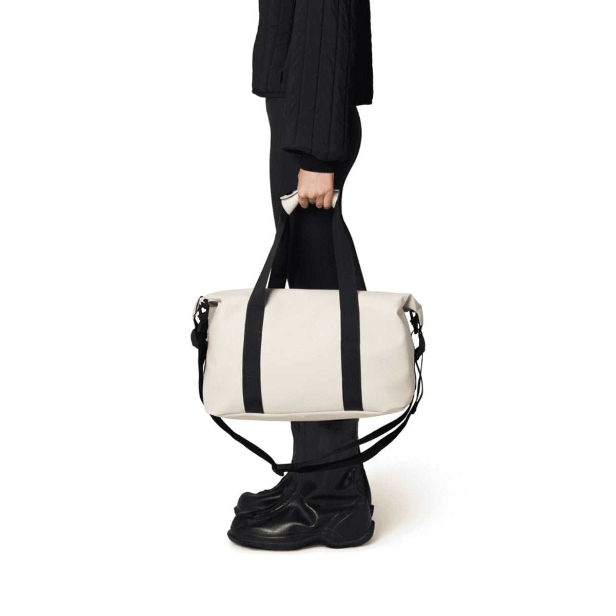Rains Hilo Weekend Bag Small in Dune