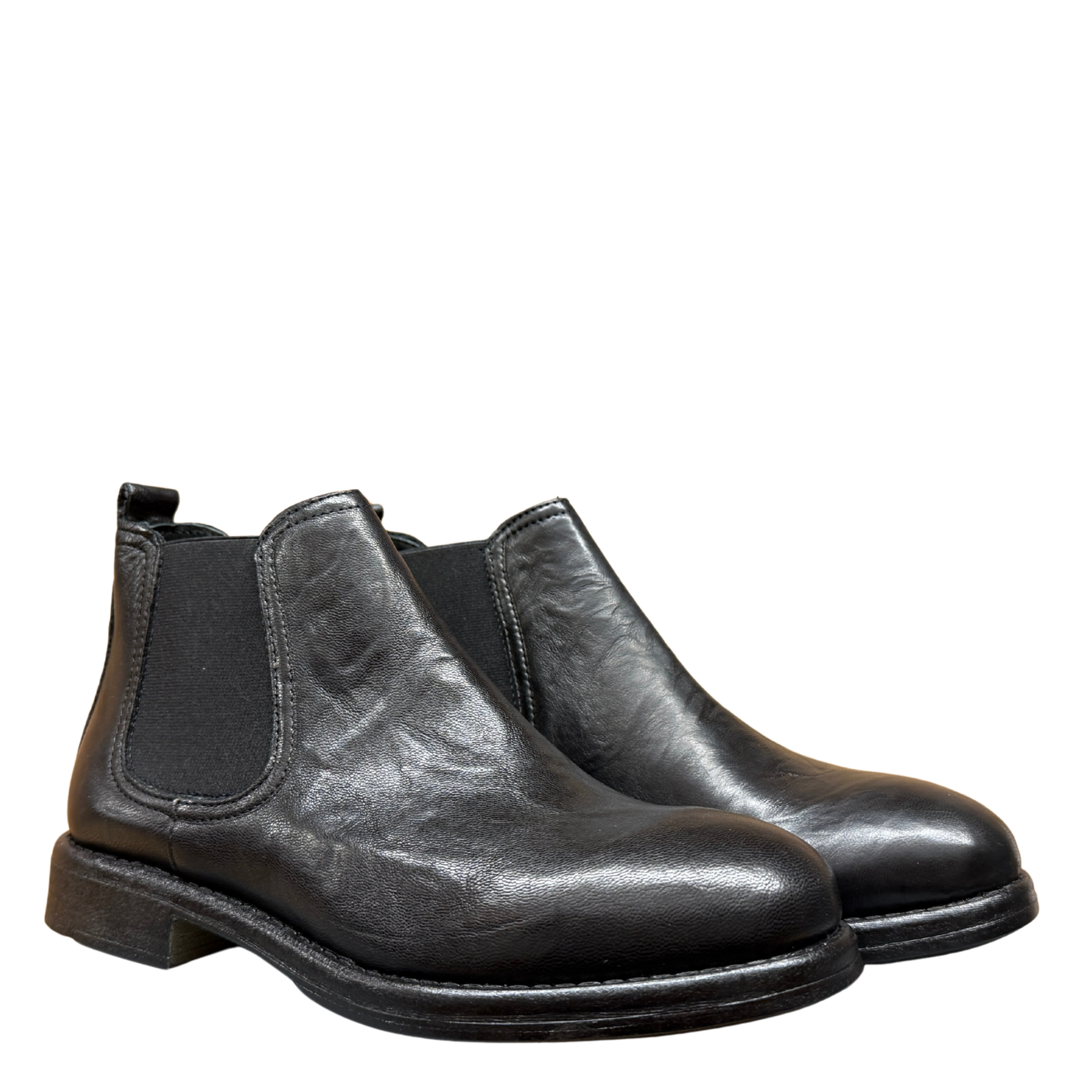 Getoutside Women's Chelsea Boot in Black Leather