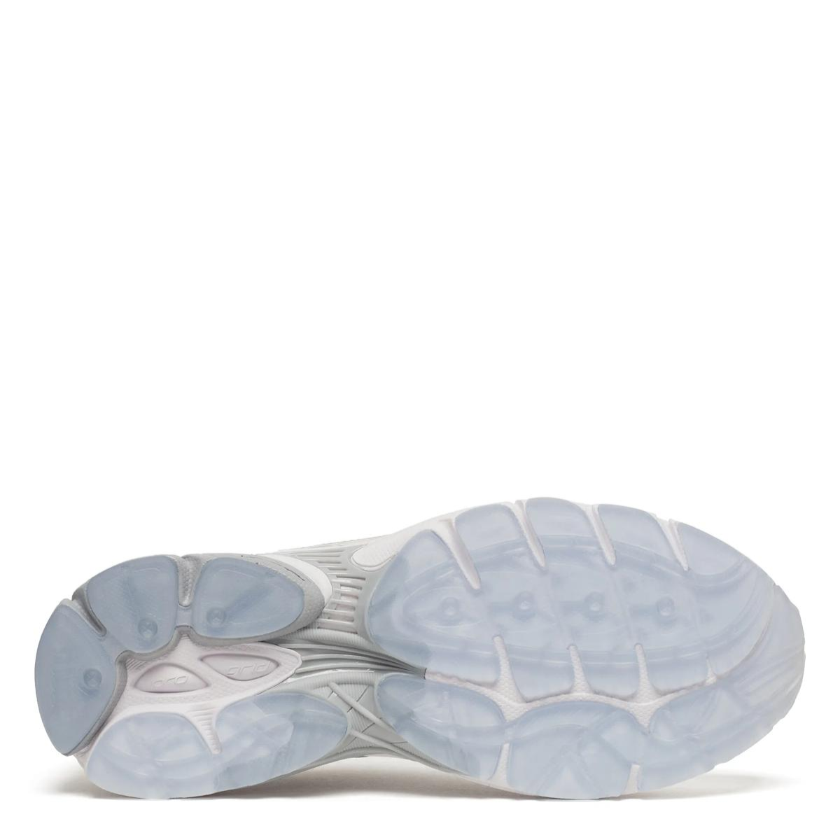 Saucony ProGrid Omni 9 Sauctop in White/Silver