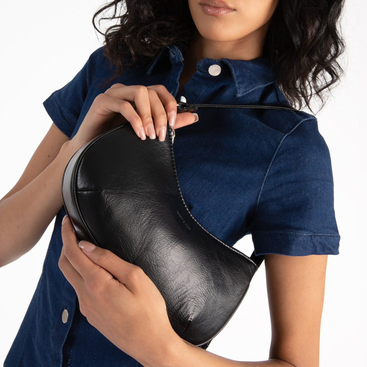 Matt & Nat Mari Shoulder Bag in Black