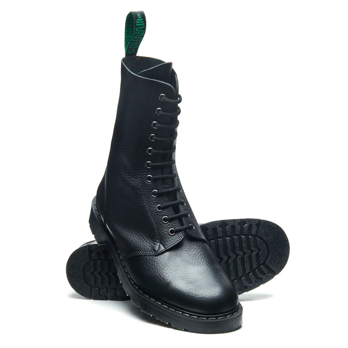 Solovair 11 Eye Astronaut Boot in Black Greasy Grain