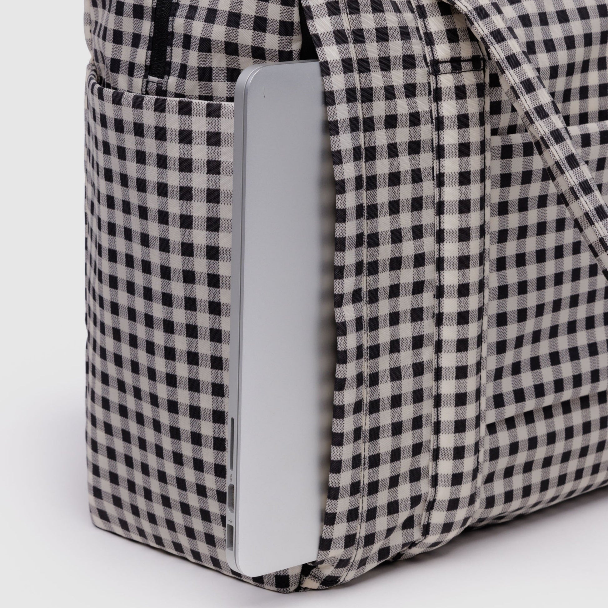 Baggu Small Cloud Carry-On in Black & White Gingham