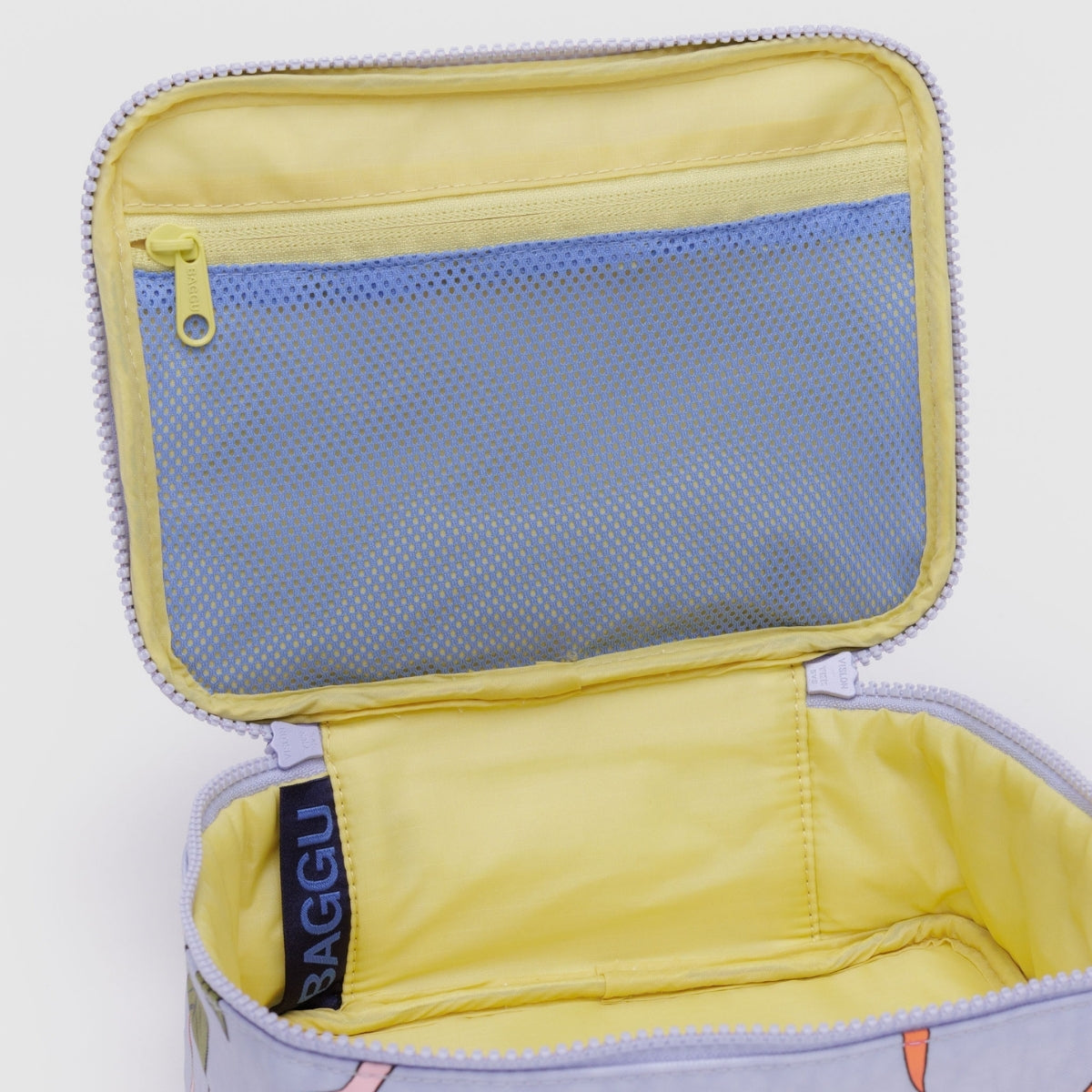 Baggu Small Cosmetic Case in Apricots & Ribbons