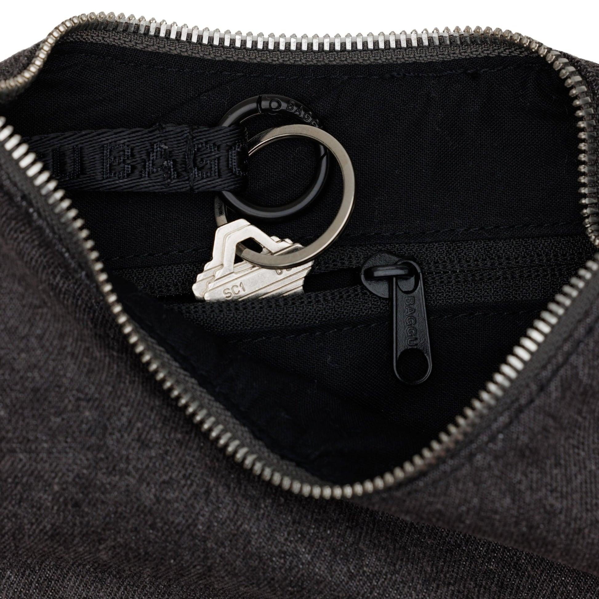 Baggu Small Denim Crescent Bag in Black