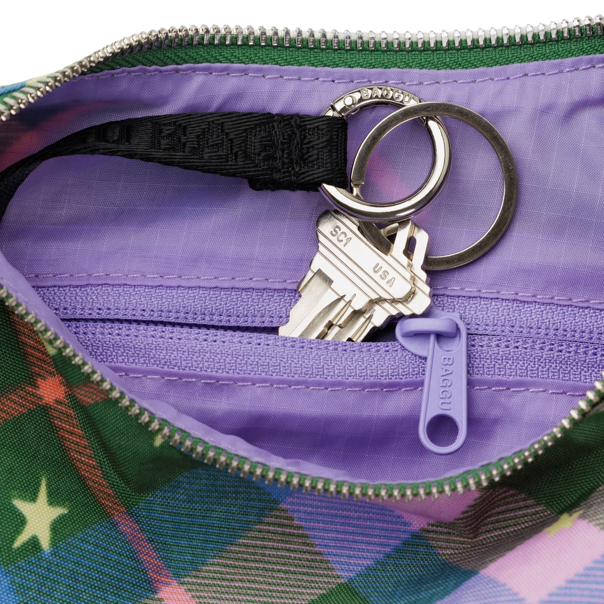 Baggu Small Nylon Crescent Bag in Green Star Plaid