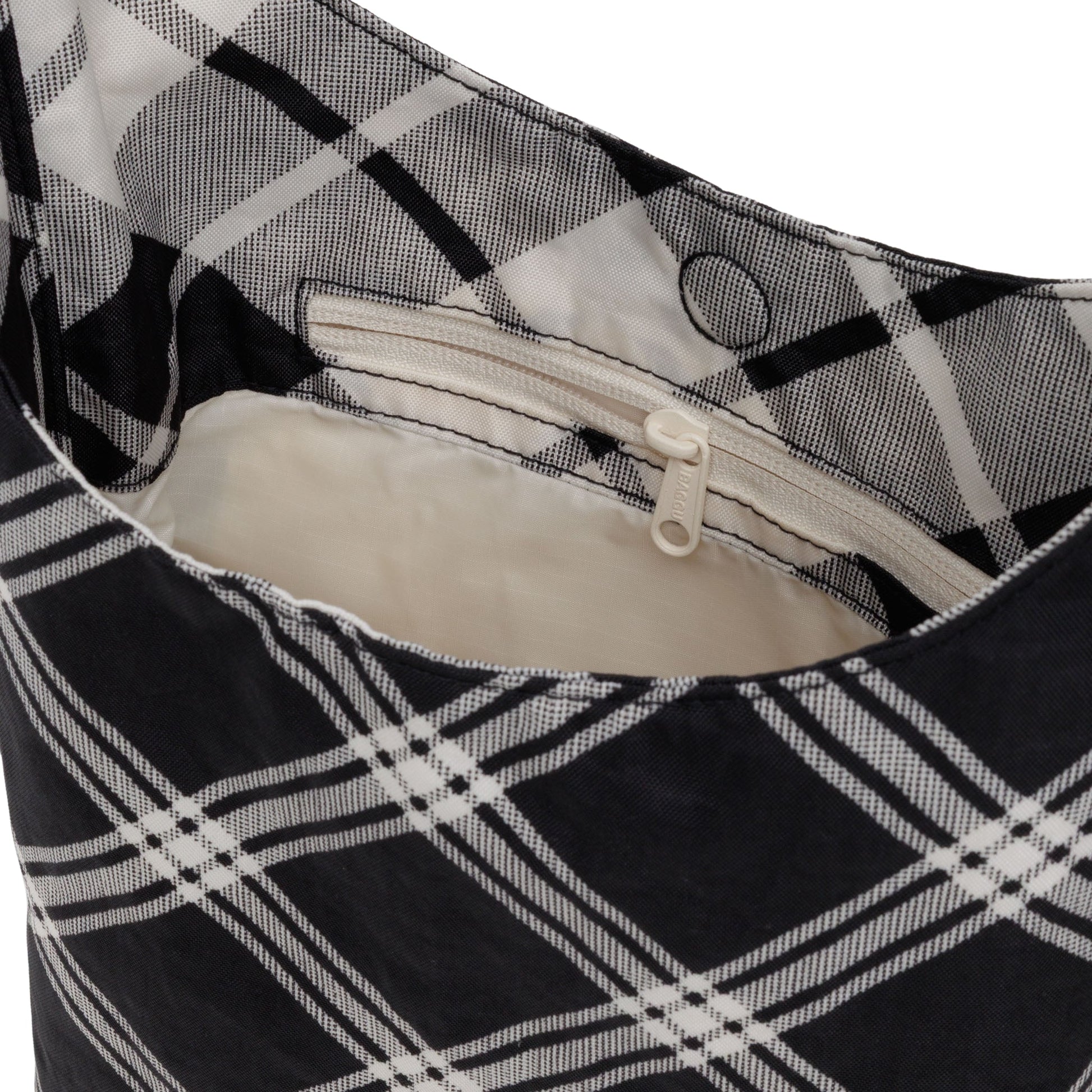Baggu Small Nylon Sling in Mixed Plaid