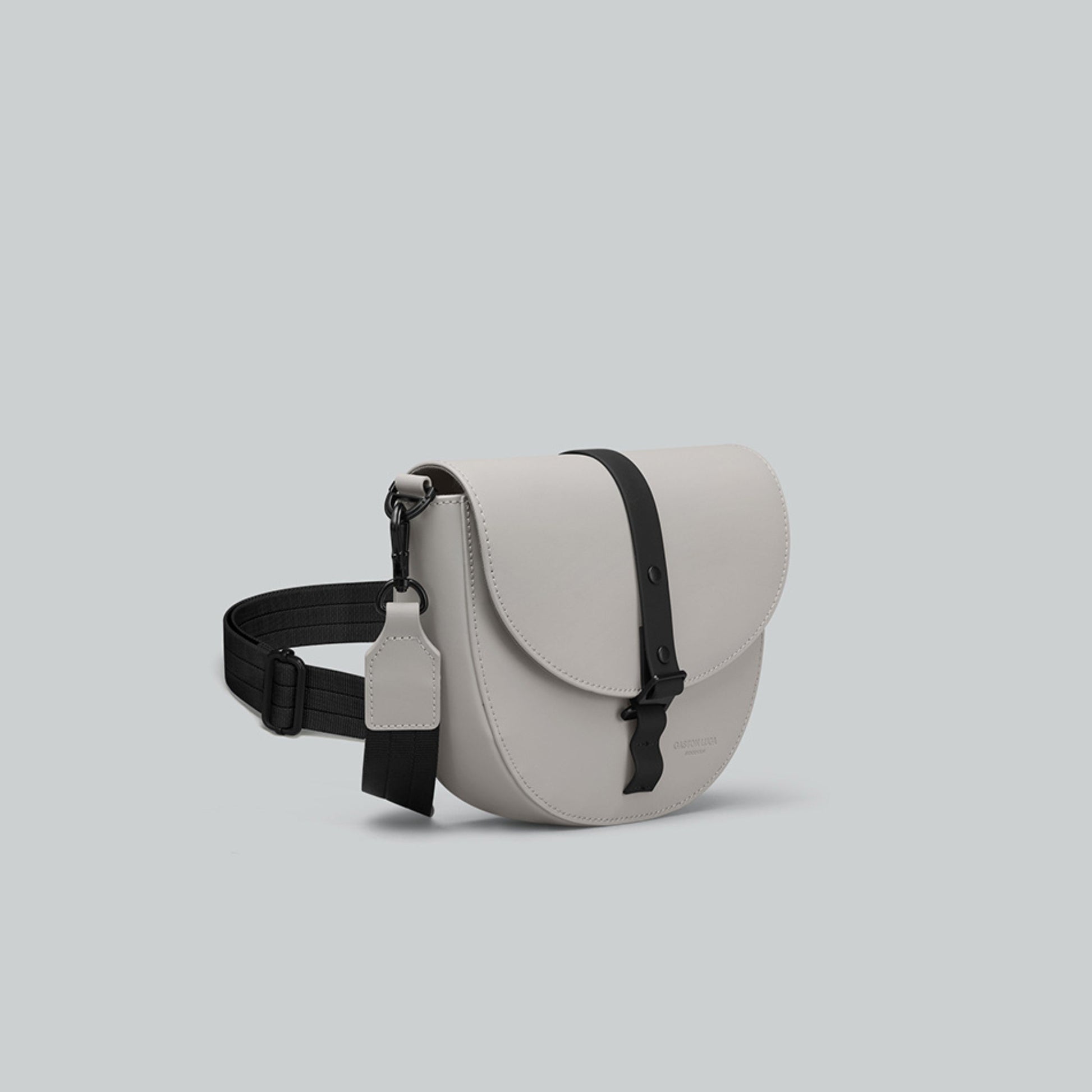 Gaston Luga Spläsh Moon Crossbody in Taupe