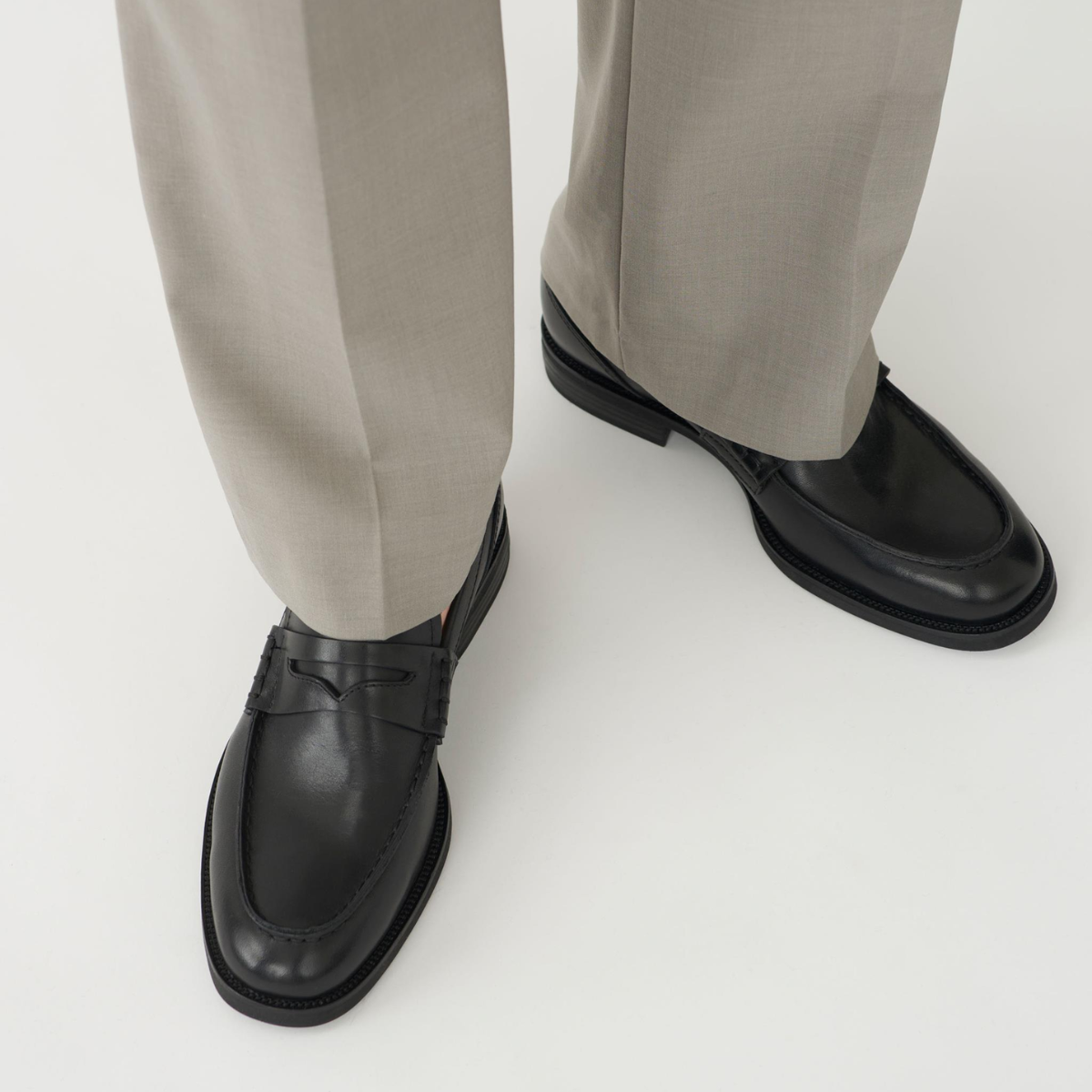 Vagabond Men's Mario Loafers in Black Leather