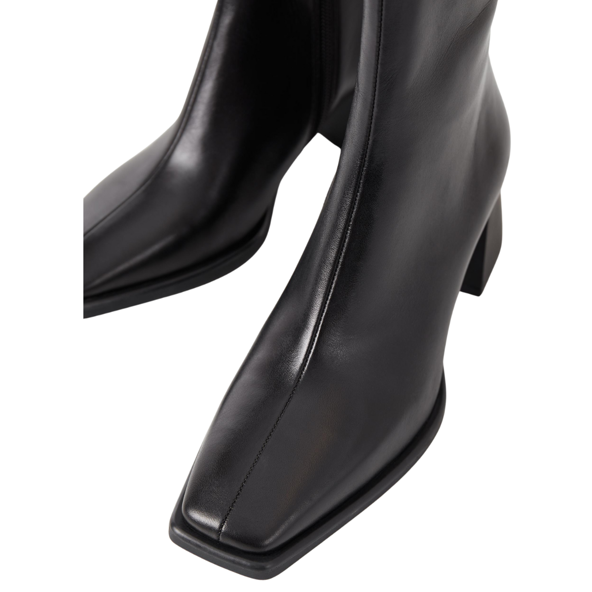 Vagabond Women's Hedda Boots in Black Leather