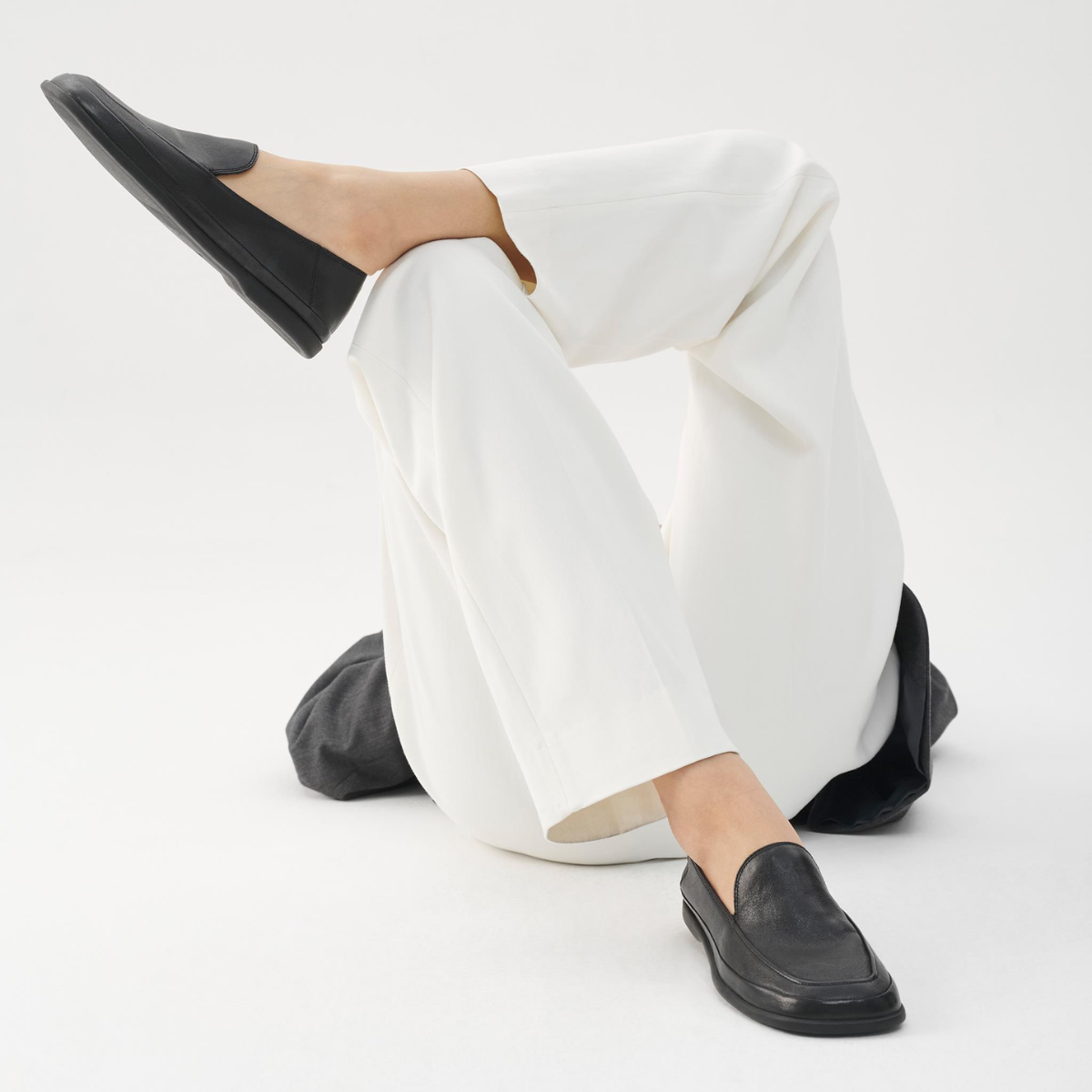 Vagabond Women's Sammie Loafers in Black Leather