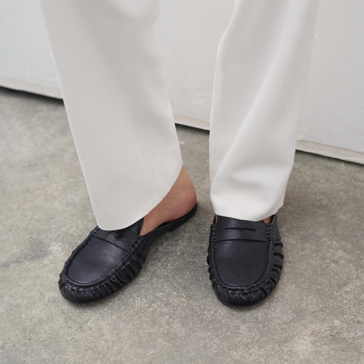 Vagabond Women's Aleya Mules in Black Leather
