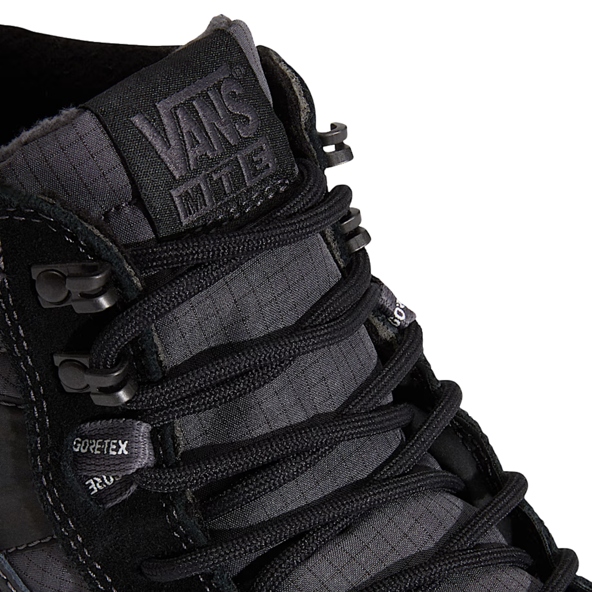 Vans Men's Sk8-Hi GORE-TEX Insulated in Black