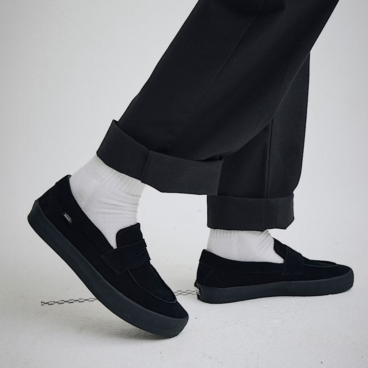 Vans Skate Loafer in Blackout